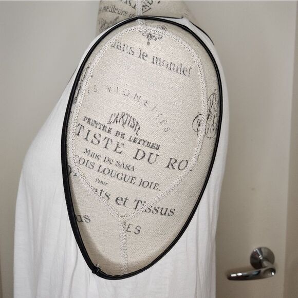 Wilfred Black & White Sleeveless Top - Picture 6 of 8